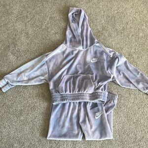 Girls Nike velour pink/purple track suit/hoodie